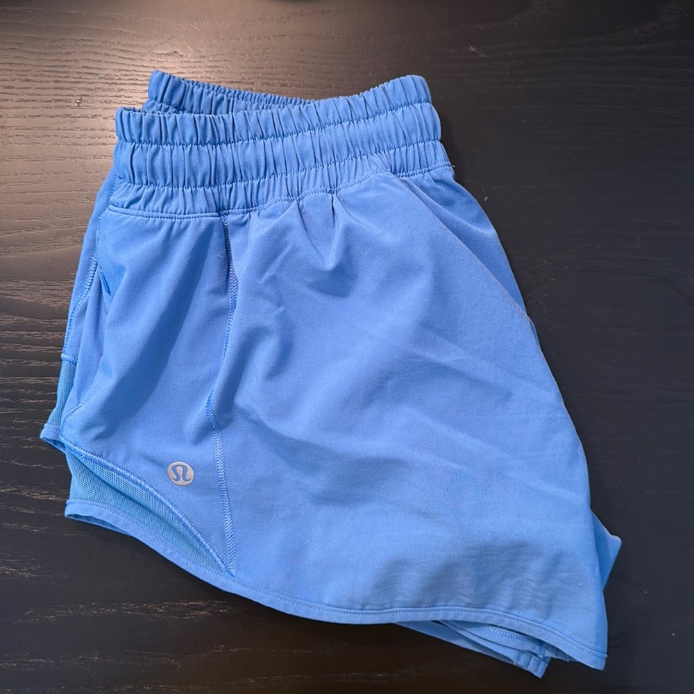 Lulu lemon hotty hot shorts